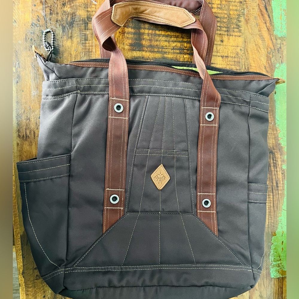 Prana Shoulder Bag